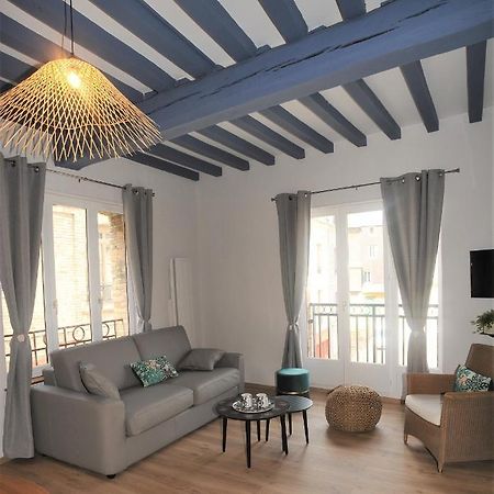 Appartement Au colombage bleu à Dieppe Extérieur photo